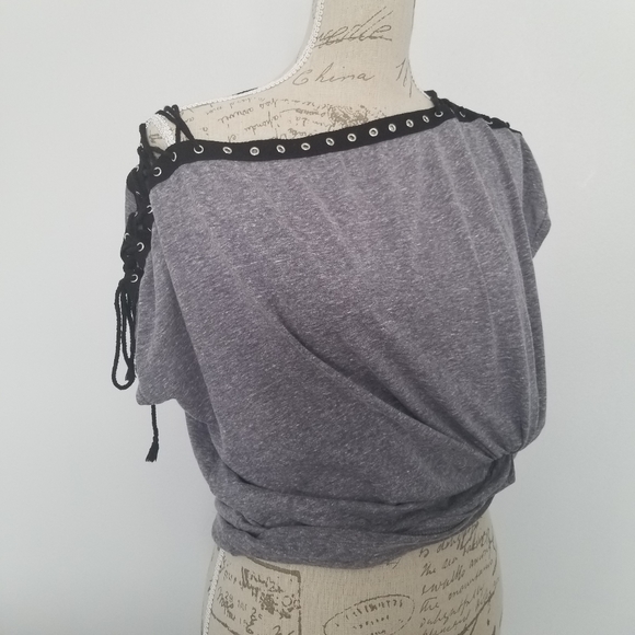 Fashion Nova Grey Top - Picture 7 of 7